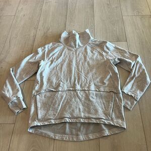 Lululemon Find your Unwind Pullover In Heathered Core Ultra Light Grey size 10